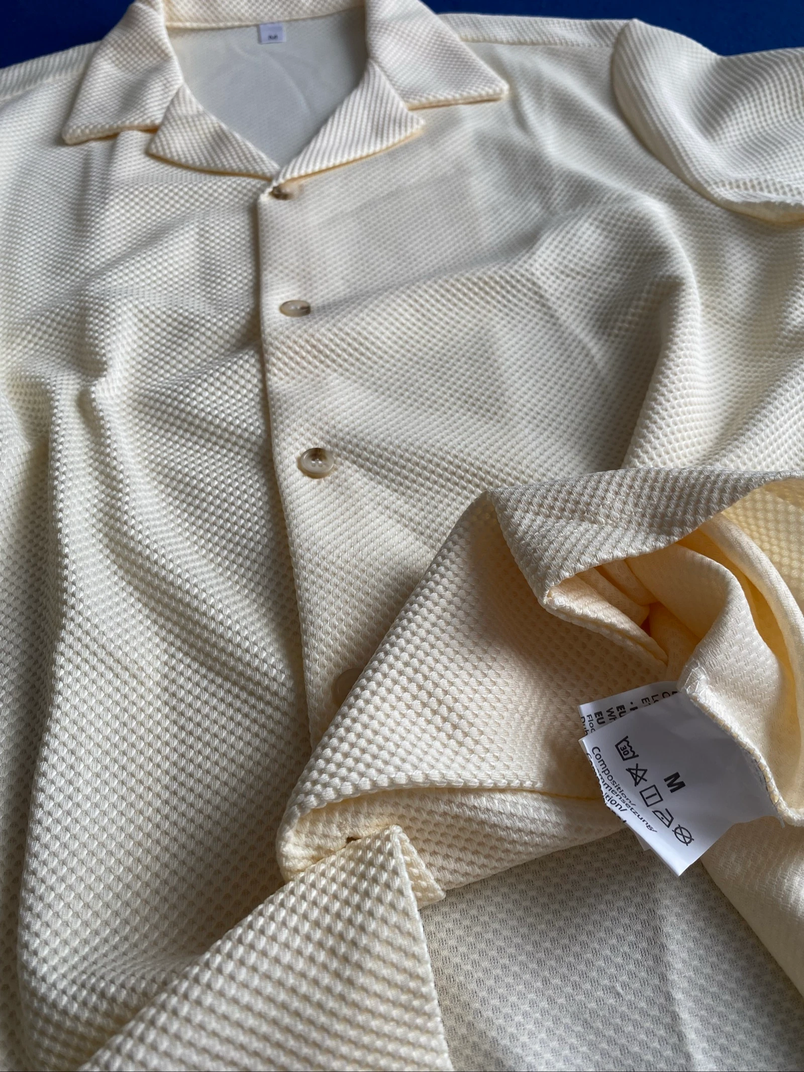 T-shirt – photo 2